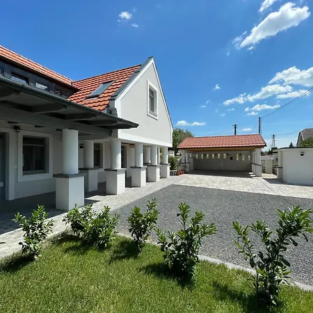 شقة Papoula Vendeghaz - Köveskál