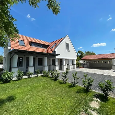 Papoula - Apartmán Köveskál