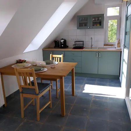 Papoula Vendeghaz - شقة Köveskál