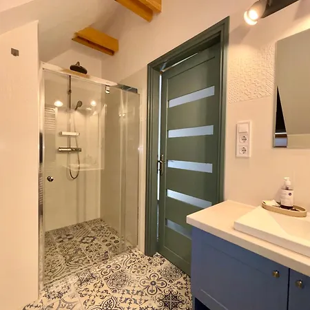 Papoula Vendeghaz - Apartment Koveskal
